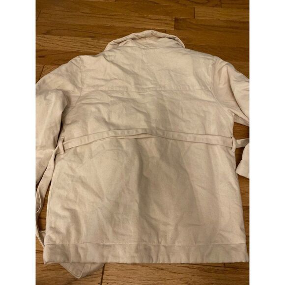 Zara, women's beige thick, button front and tied waist jacket size small - Picture 8 of 8